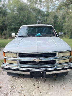 Chevrolet-Silverado-1500-Pickup-1991-1