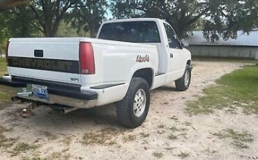 Chevrolet-Silverado-1500-Pickup-1991-5