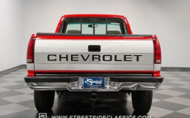 Chevrolet-Silverado-1500-Pickup-1992-10