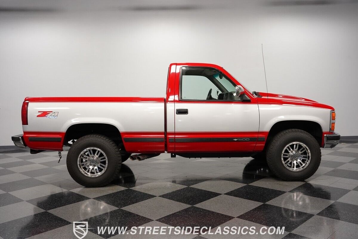 Chevrolet-Silverado-1500-Pickup-1992-14