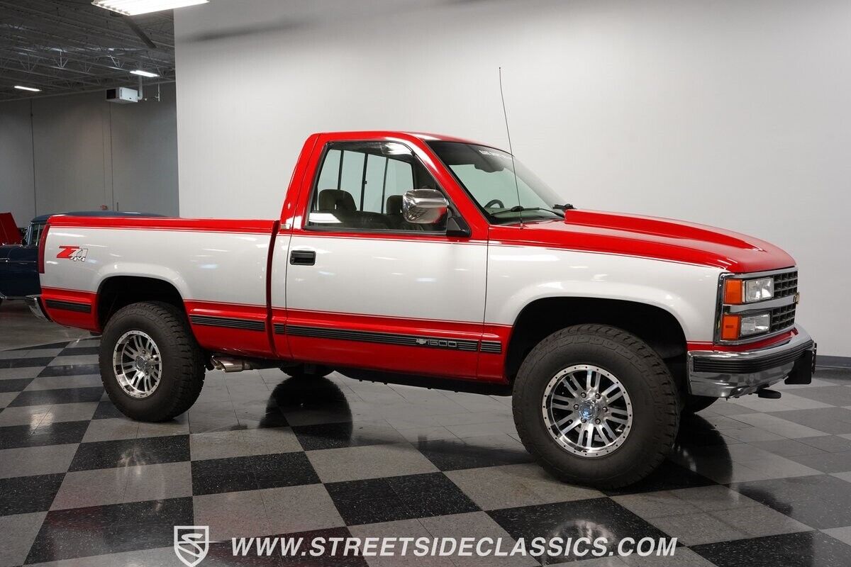 Chevrolet-Silverado-1500-Pickup-1992-15