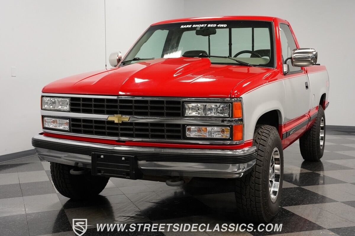 Chevrolet-Silverado-1500-Pickup-1992-18