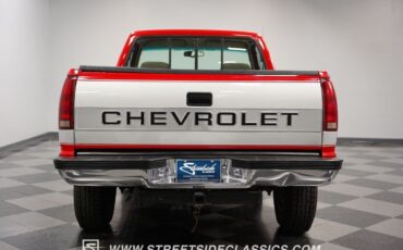 Chevrolet-Silverado-1500-Pickup-1992-25