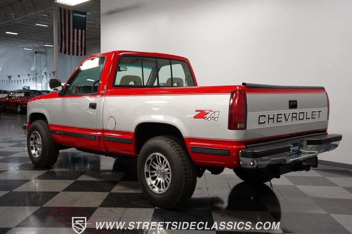 Chevrolet-Silverado-1500-Pickup-1992-9