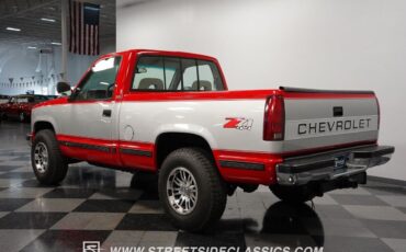 Chevrolet-Silverado-1500-Pickup-1992-9