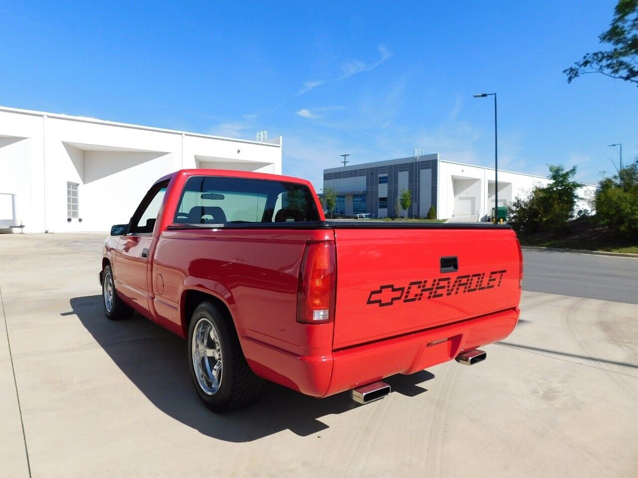 Chevrolet-Silverado-1500-Pickup-1993-8