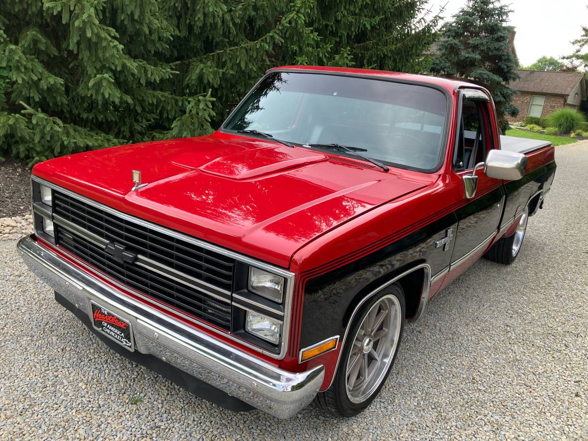 Chevrolet-Silverado-1500-lt-1984-6