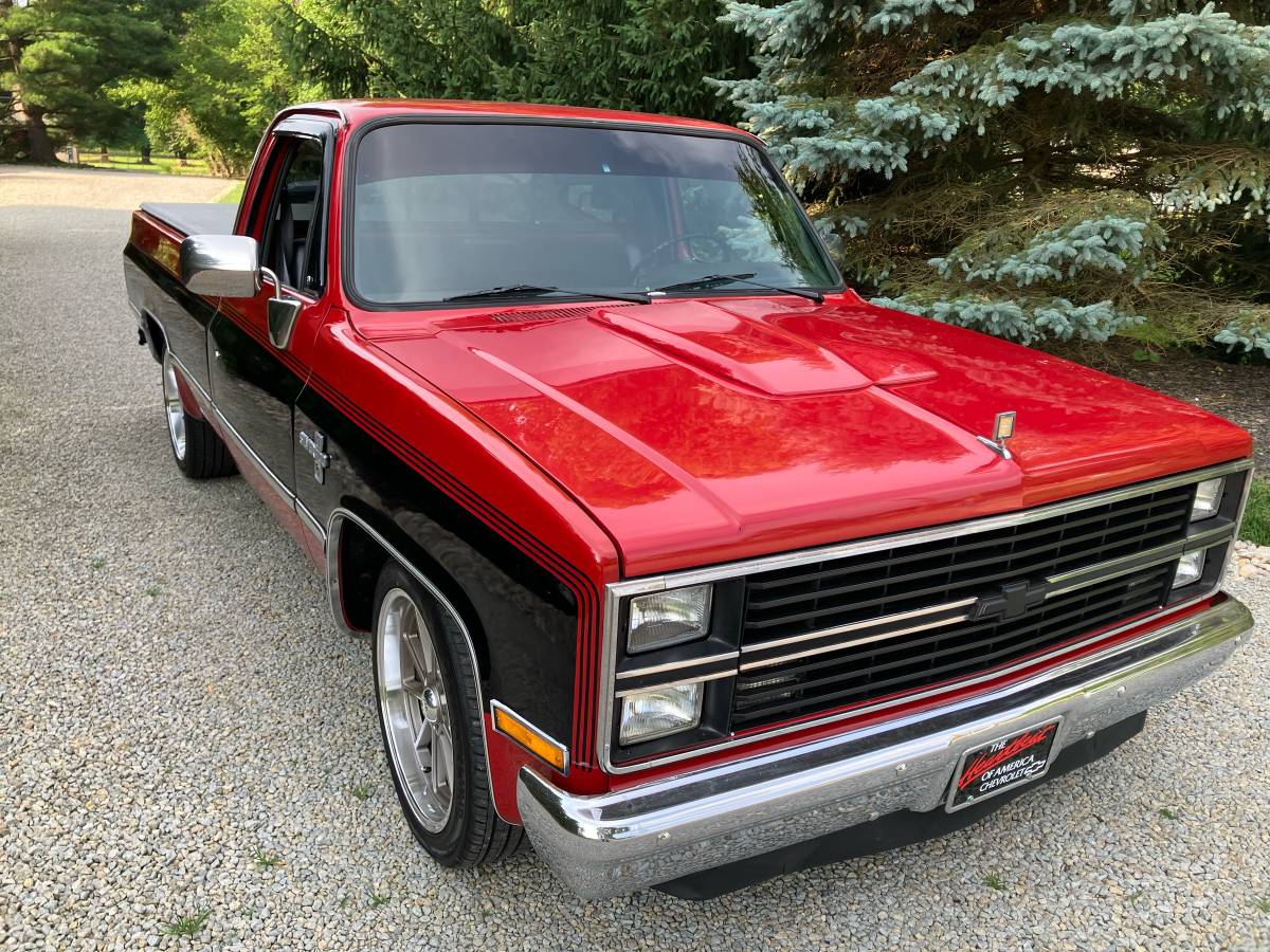 Chevrolet-Silverado-1500-lt-1984