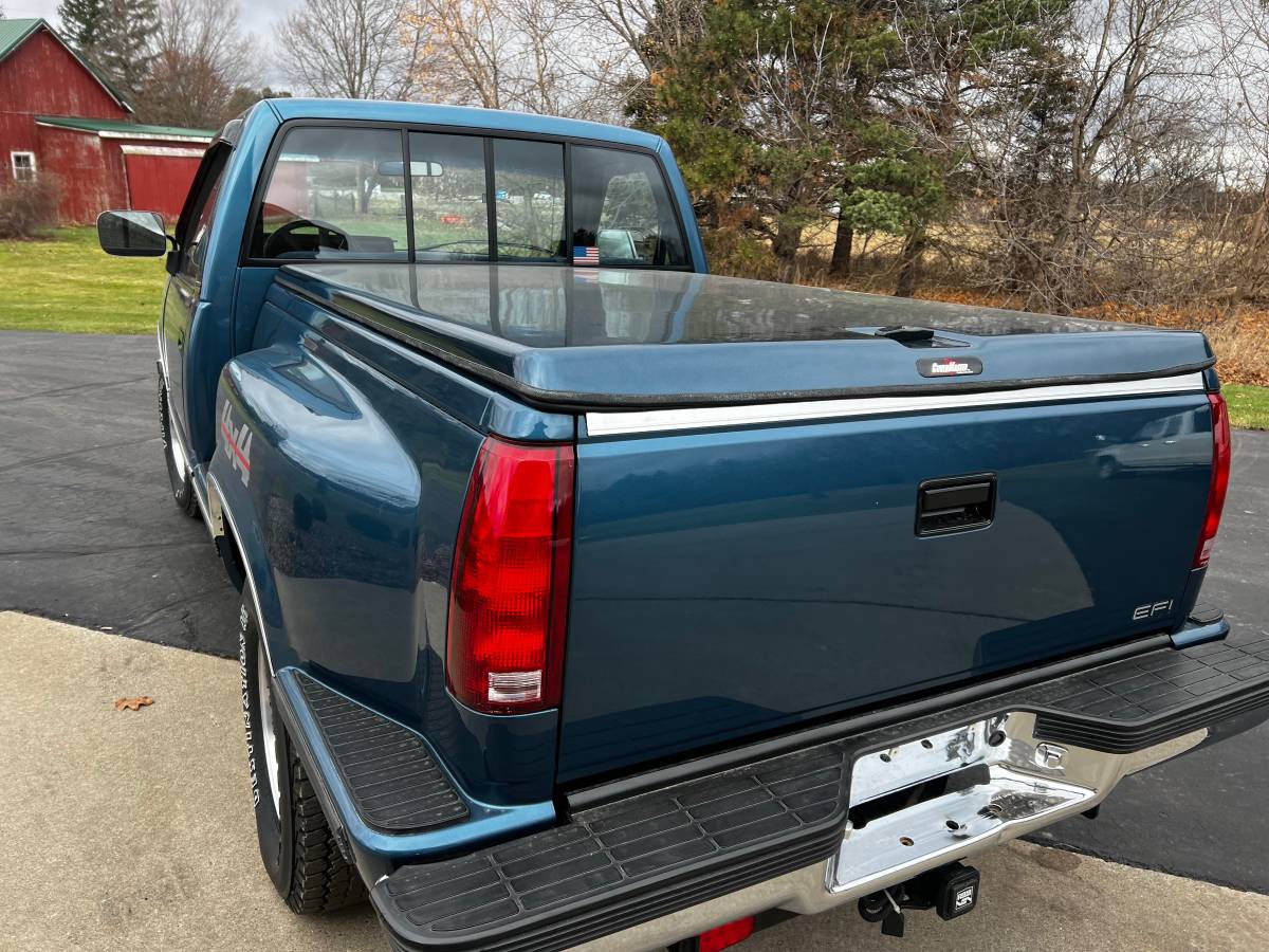 Chevrolet-Silverado-1500-pickup-1990-6