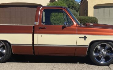 Chevrolet-Silverado-1983-1