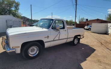 Chevrolet-Silverado-1984-1