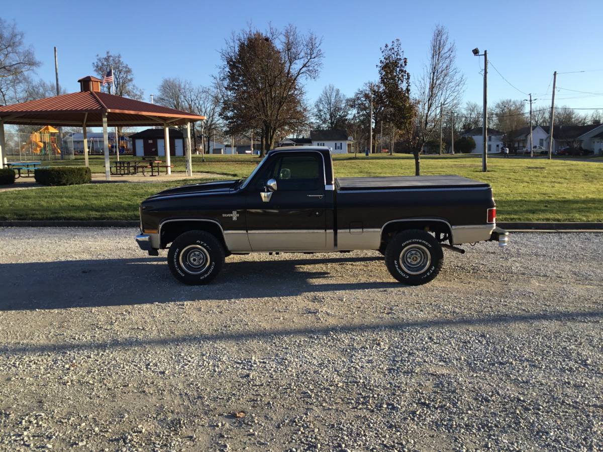 Chevrolet-Silverado-1986-2