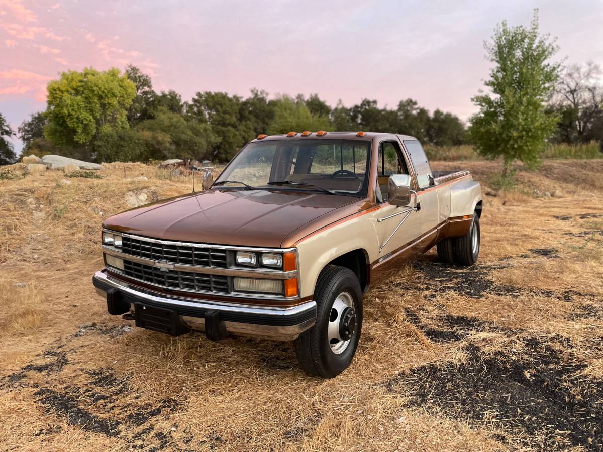 Chevrolet-Silverado-1989-15