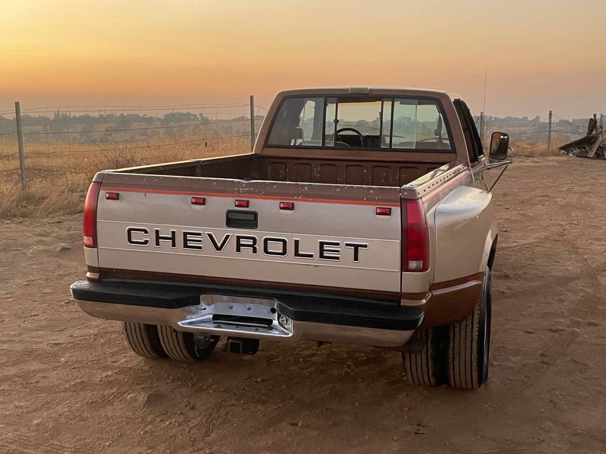 Chevrolet-Silverado-1989-9