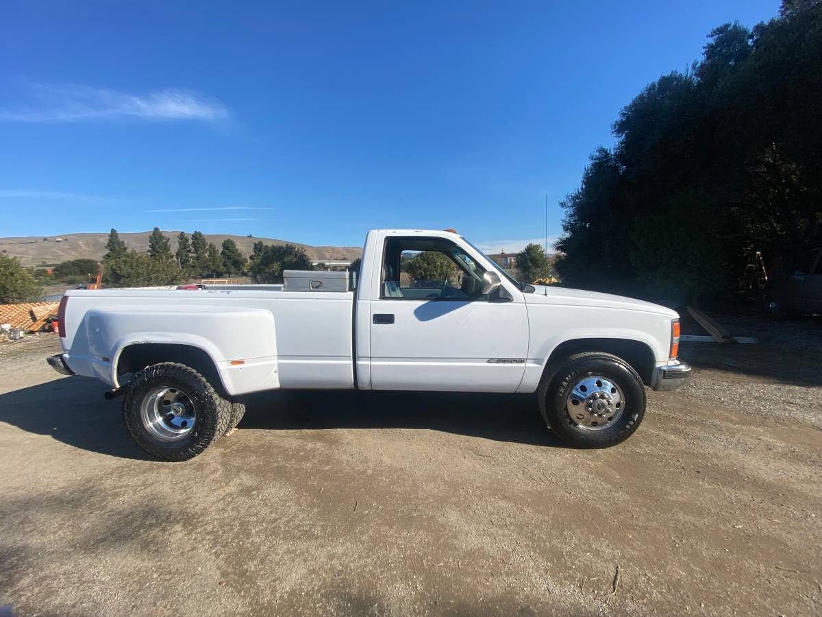 Chevrolet-Silverado-3500-1989-3