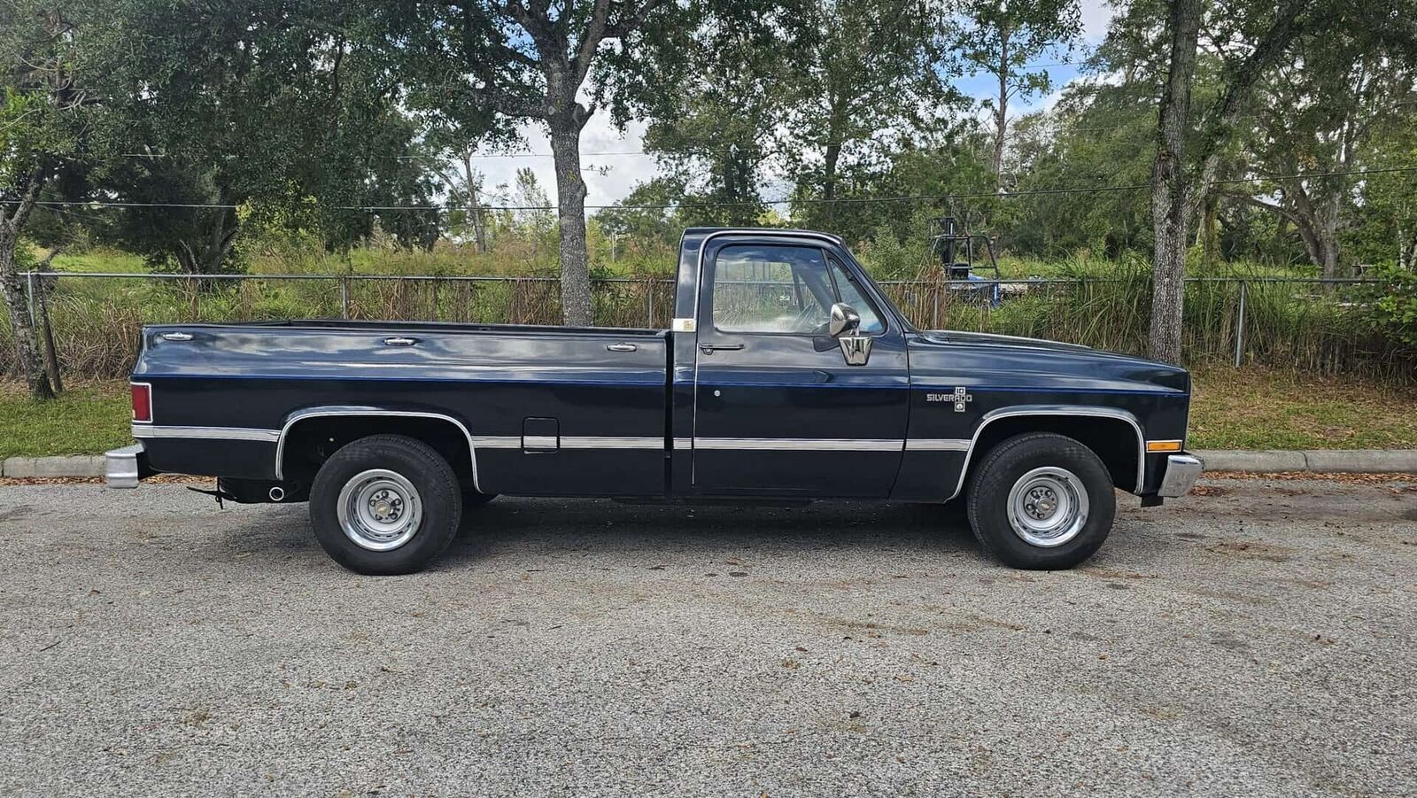 Chevrolet-Silverado-C10-1987-4