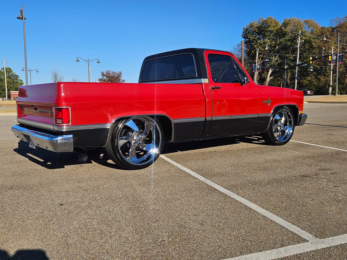 Chevrolet-Silverado-c10-1984-1