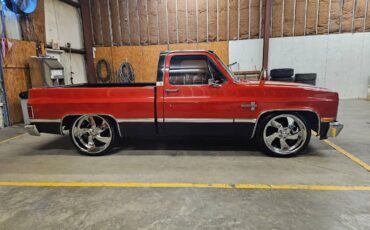 Chevrolet-Silverado-c10-1984-15