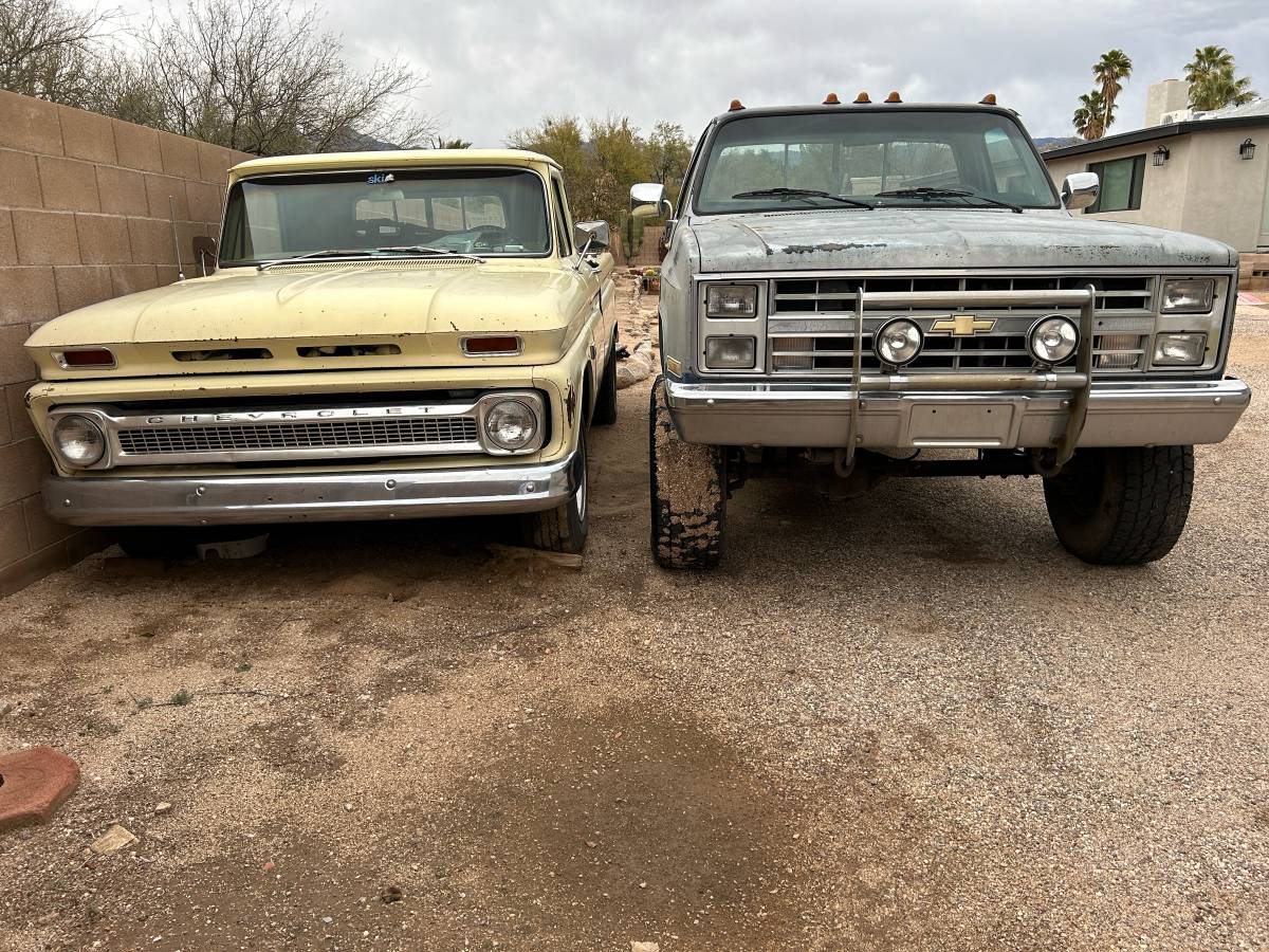 Chevrolet-Silverado-k30-1985-2