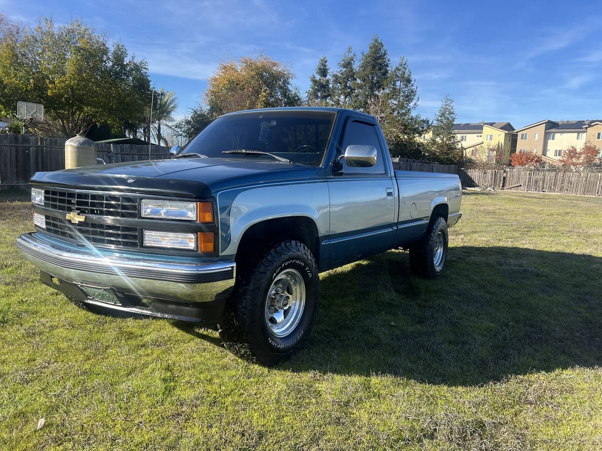 Chevrolet-Silverado-long-bed-4x4-1990-13