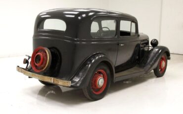 Chevrolet-Standard-Berline-1934-4