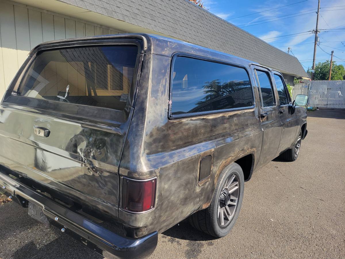 Chevrolet-Suburban-1500-1990-1