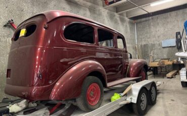 Chevrolet-Suburban-1942-1