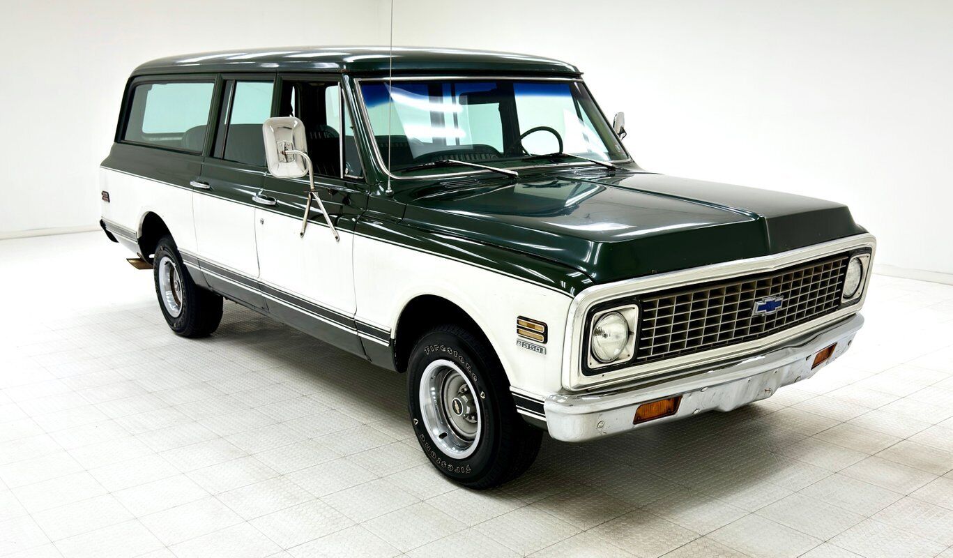 Chevrolet-Suburban-1972-6