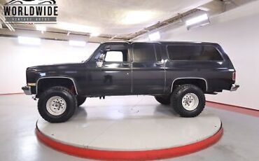 Chevrolet-Suburban-1985-2