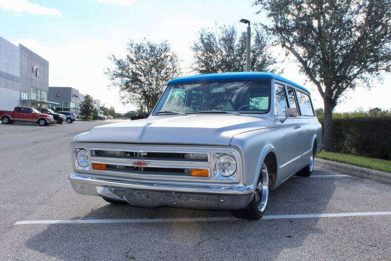 Chevrolet-Suburban-Break-1968-7