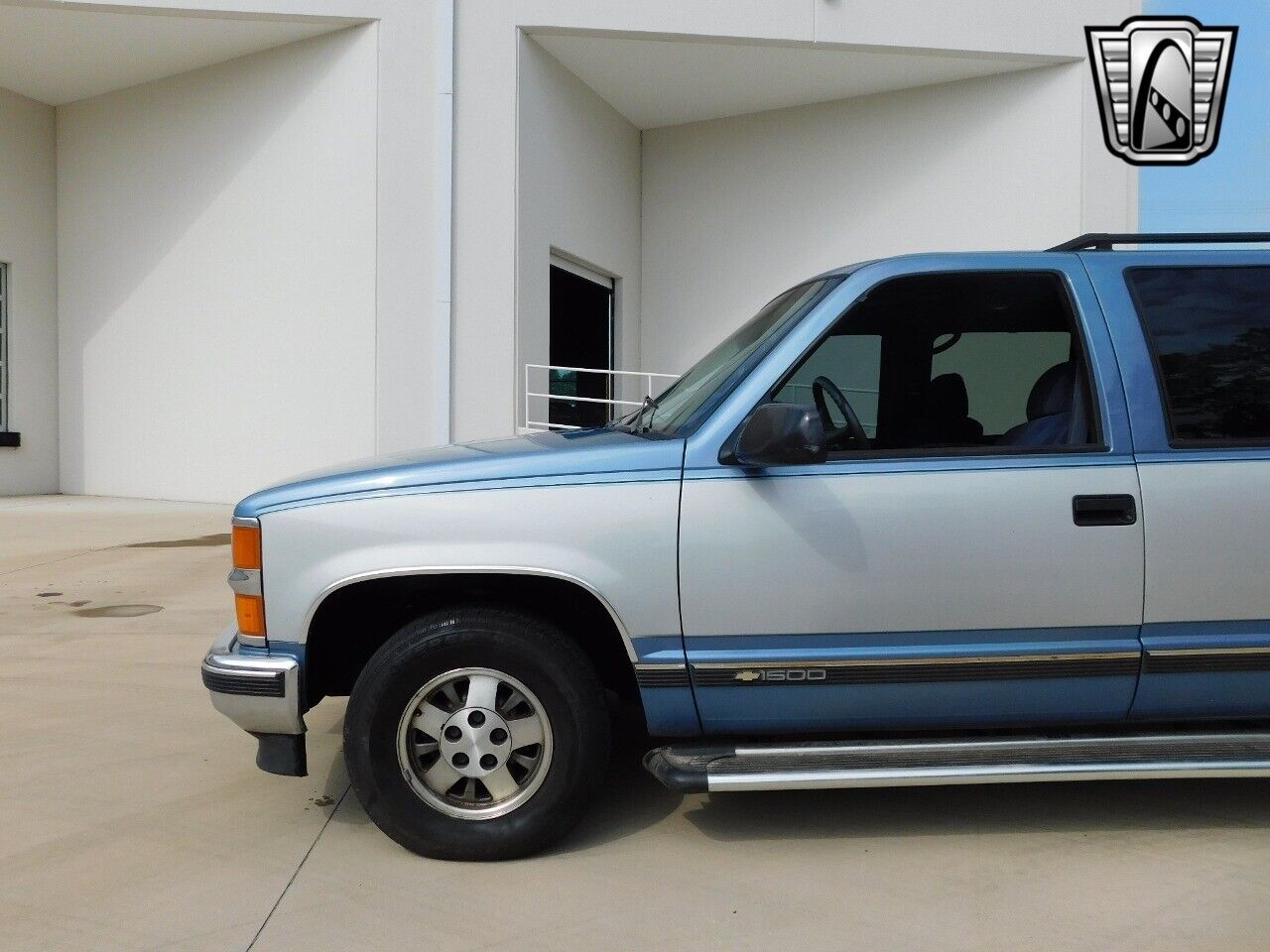 Chevrolet-Suburban-Cabriolet-1995-5