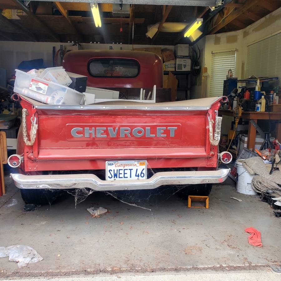 Chevrolet-Truck-1946