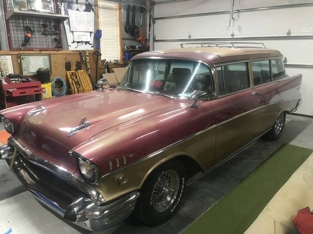 Chevrolet-Wagon-1957-1