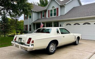 Chrysler-300-Series-1979-11