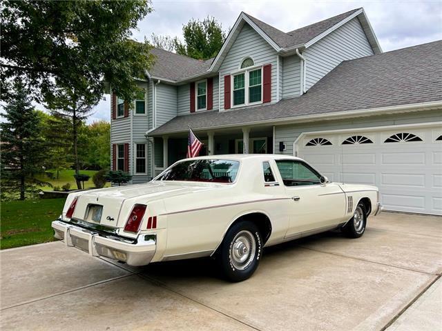 Chrysler-300-Series-1979-11