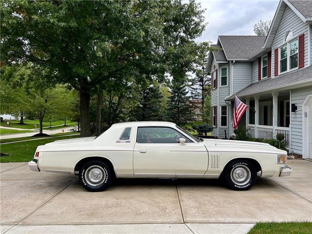 Chrysler-300-Series-1979-12