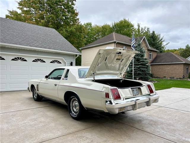 Chrysler-300-Series-1979-21