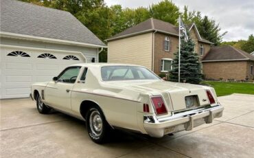 Chrysler-300-Series-1979-8