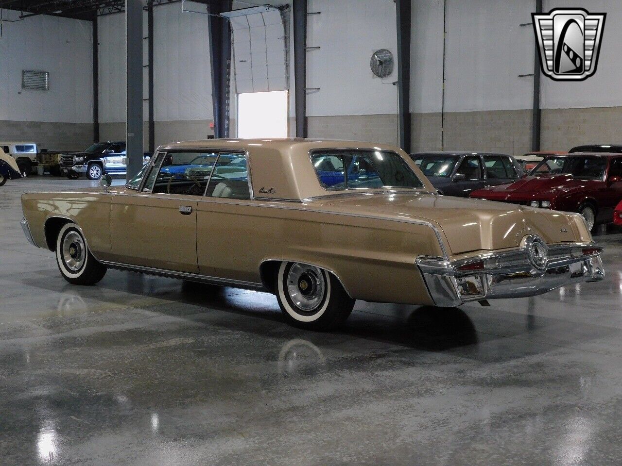 Chrysler-Imperial-Berline-1965-3