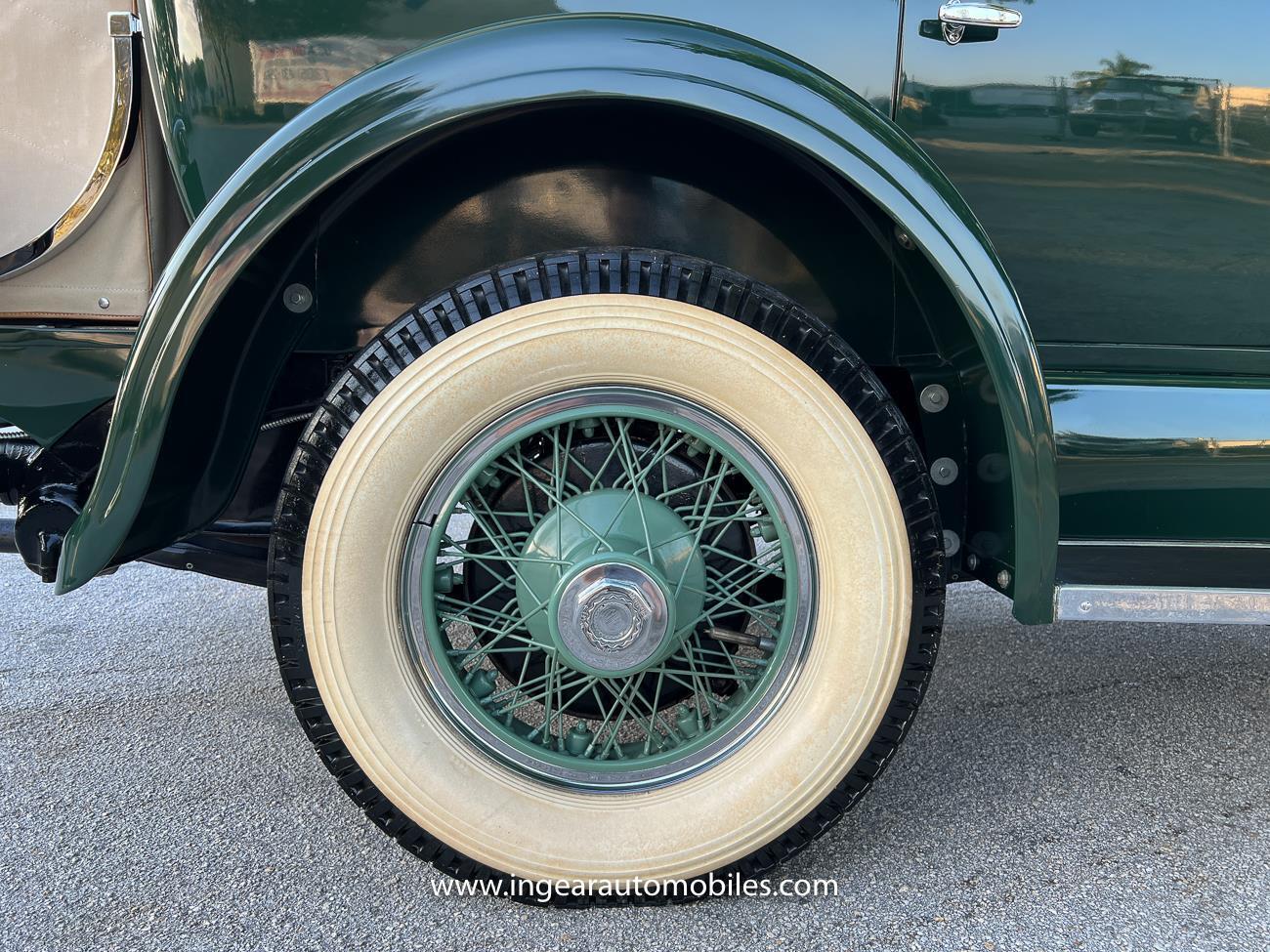 Chrysler-Imperial-Cabriolet-1926-24