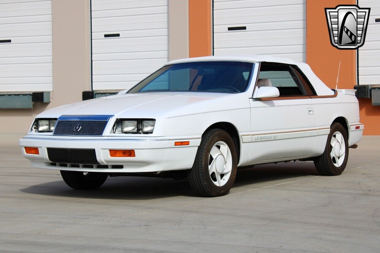 Chrysler-LeBaron-1990-2