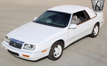 Chrysler-LeBaron-1990-8