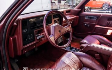 Chrysler-LeBaron-Berline-1987-4