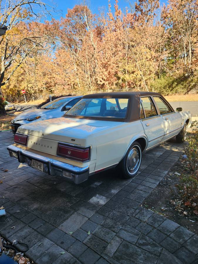 Chrysler-Lebaron-1978-13