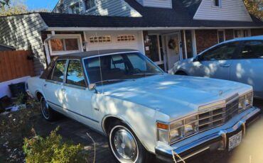 Chrysler-Lebaron-1978-7