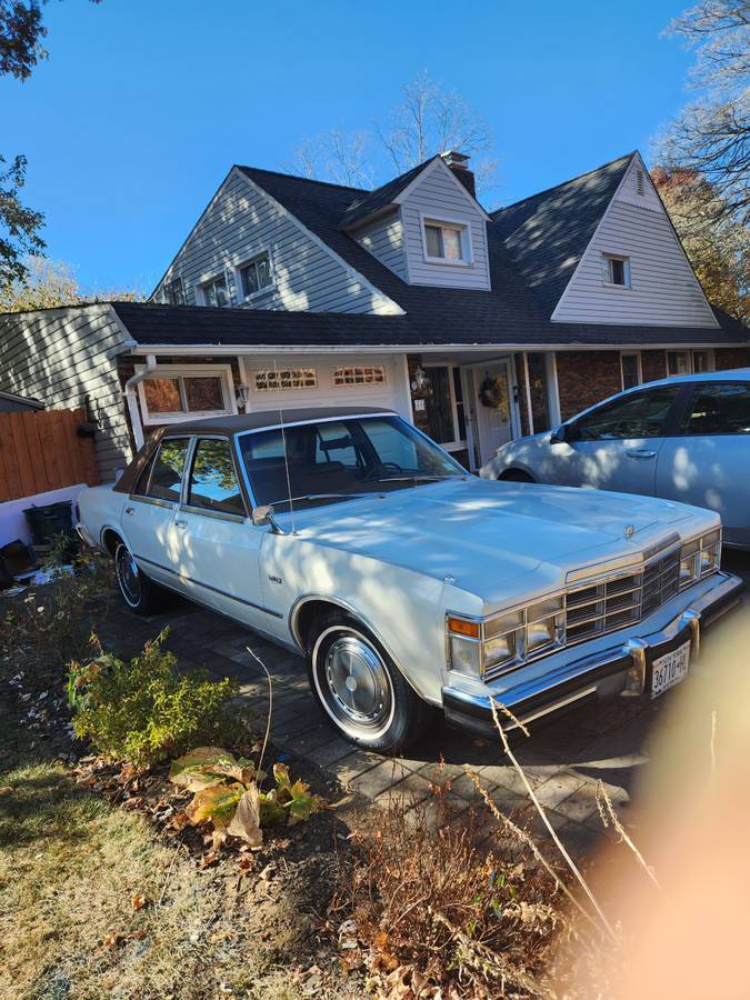 Chrysler-Lebaron-1978-7