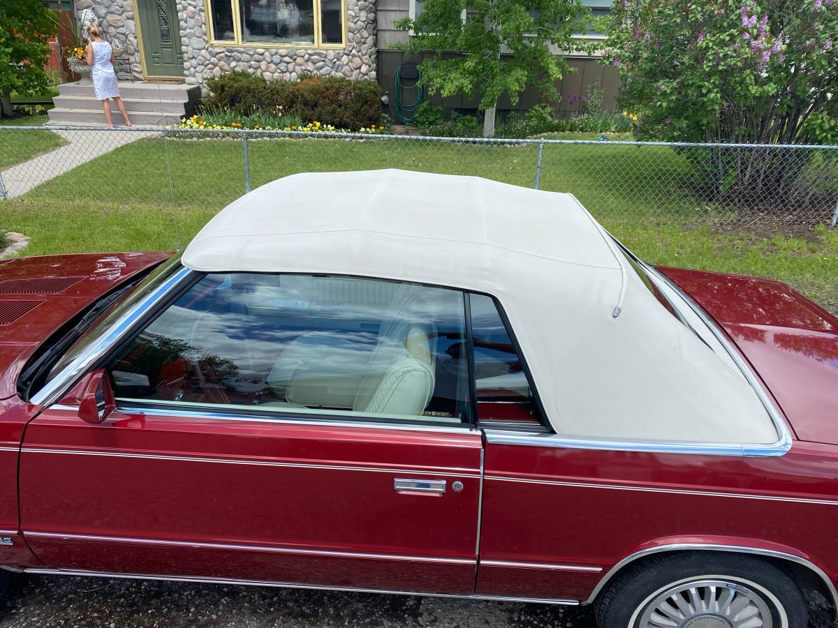 Chrysler-Lebaron-convertible-1985-9