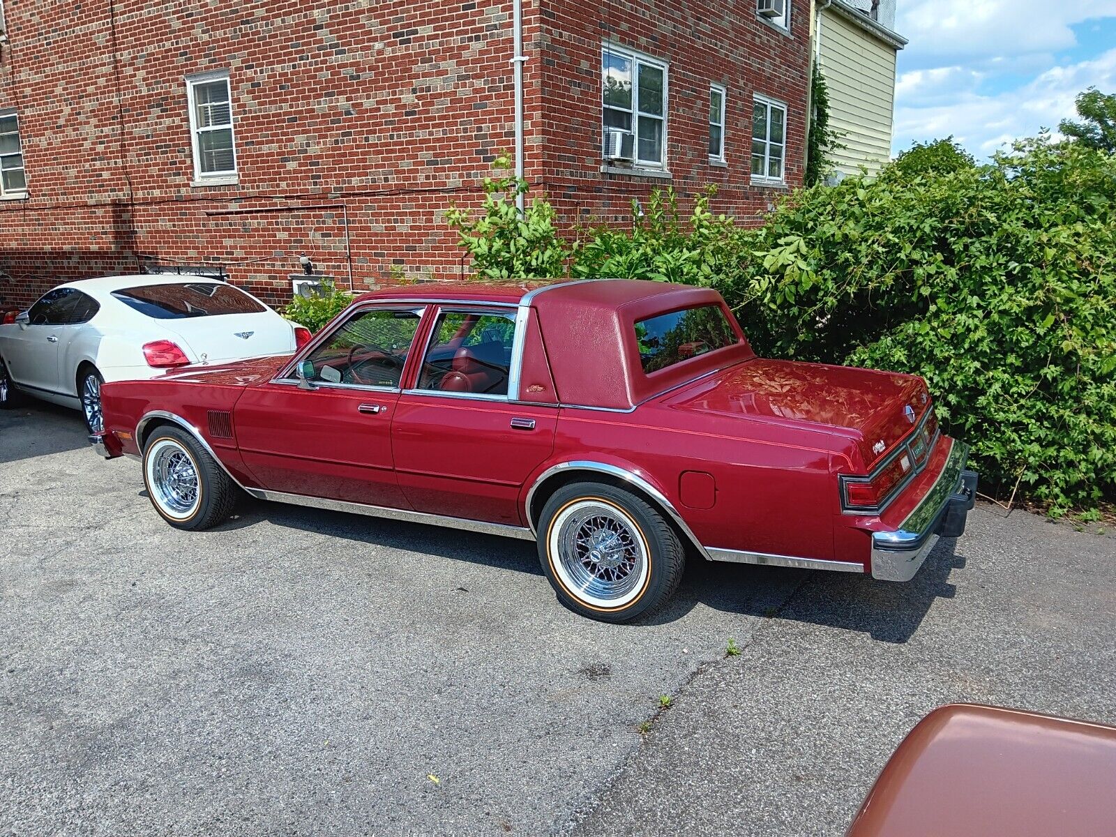 Chrysler-New-Yorker-Berline-1987-4