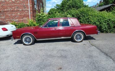 Chrysler-New-Yorker-Berline-1987-6