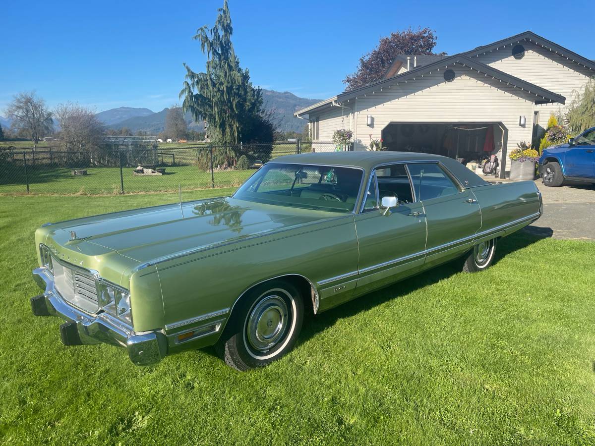 Chrysler-New-yorker-1973-21